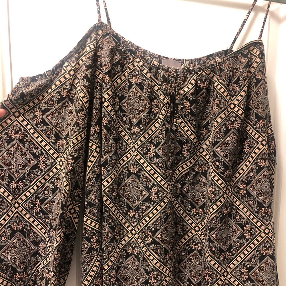 Off The Shoulder Keyhole Printed Blouse